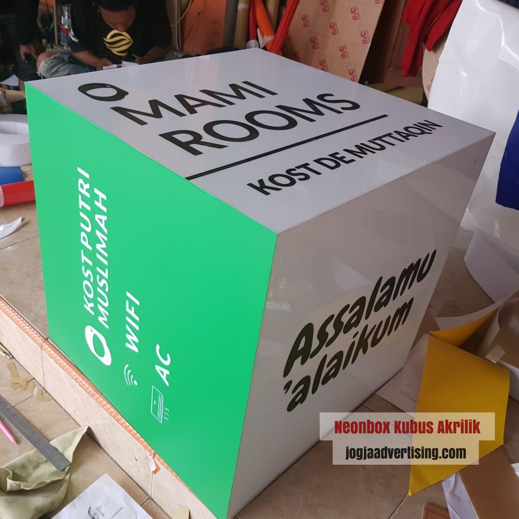 Jasa Pembuatan Neon Box di Banjarnegara, Harga Termurah dan Kualitas Terpercaya